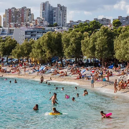 Апартаменти With Wifi - 12843 Спліт